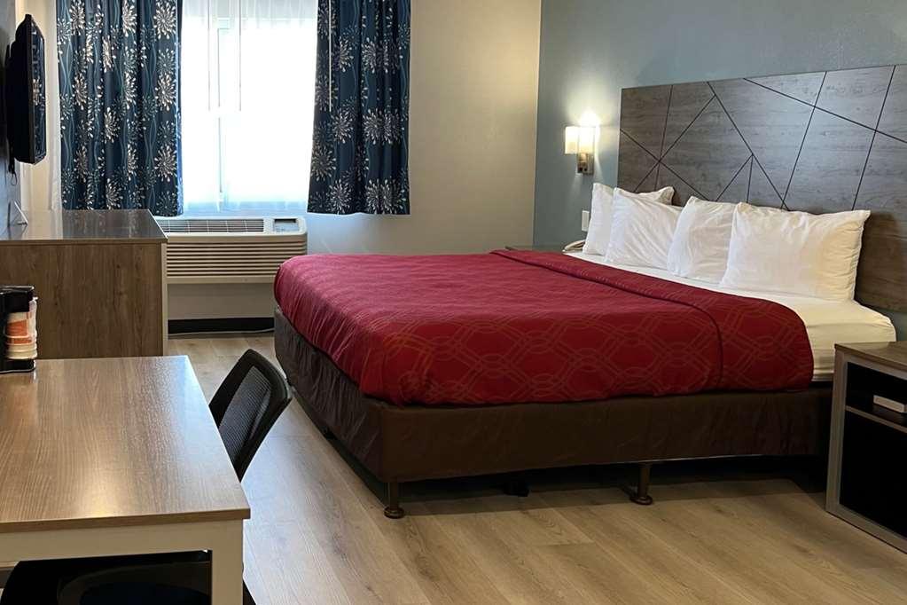 Econo Lodge Tracy Habitación foto